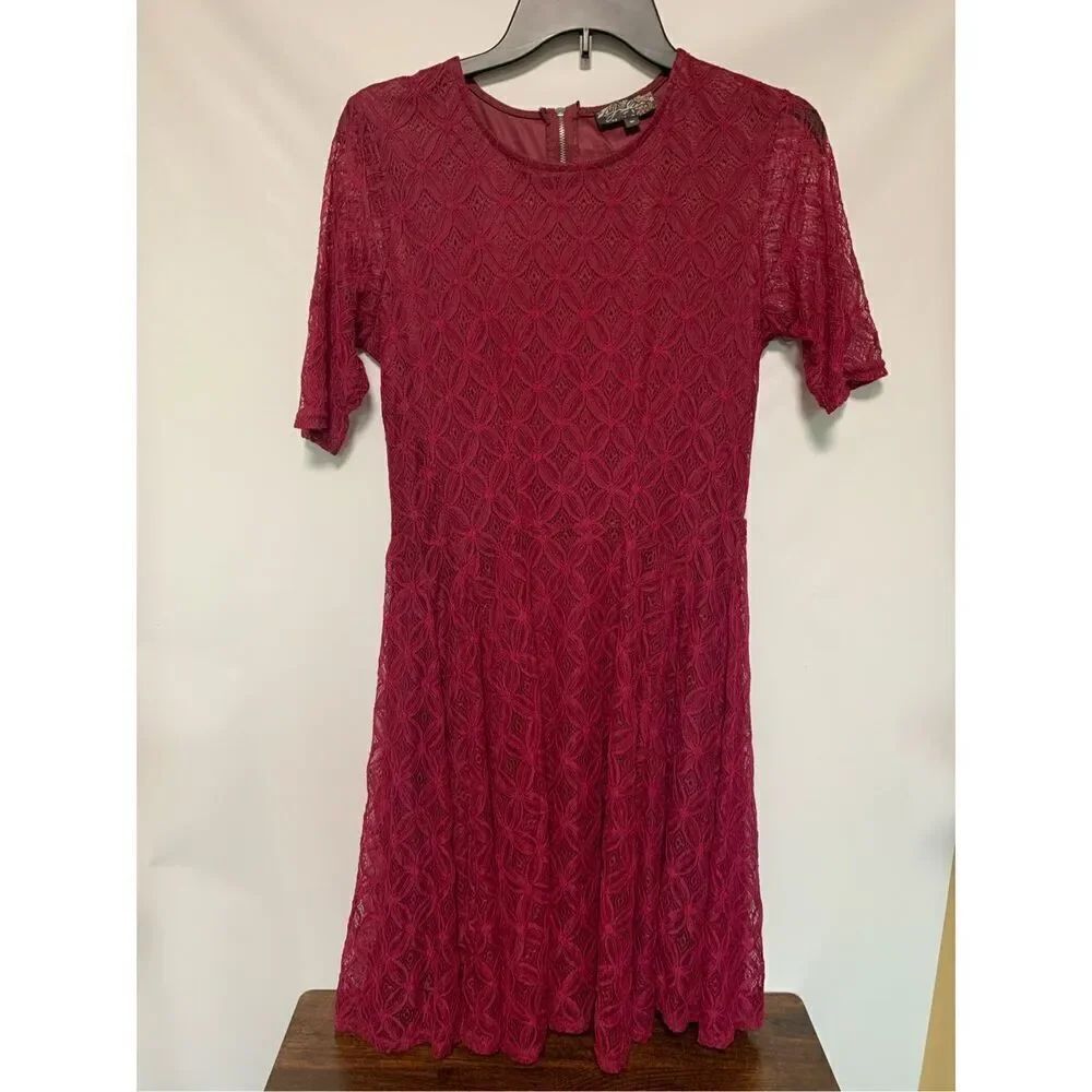 J. Gee Women's Floral Lace A Line Dress Red Size Medium